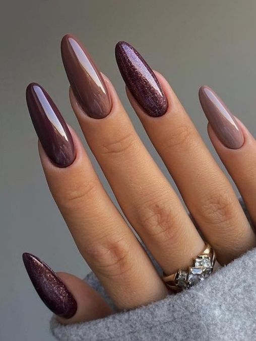 Autumn Fall Nails Almond Shape Ideas and Inspiration 2024 1 Autumn Fall Nail Almond Shape